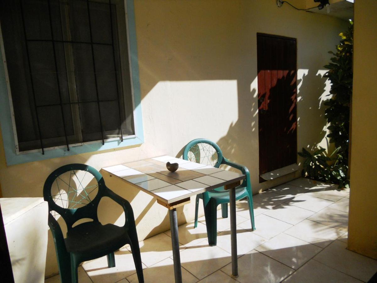 Villa Flukers Condo Suites Sosúa Kamer foto